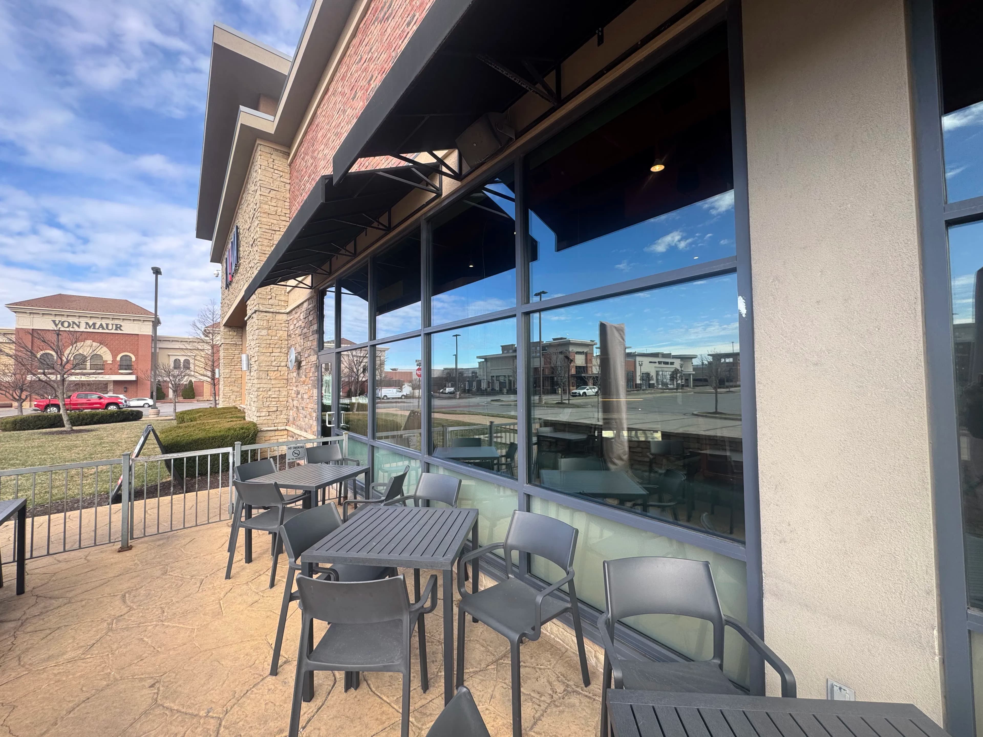Project Commercial Window Cleaning at a Corbin Park Restaurant image