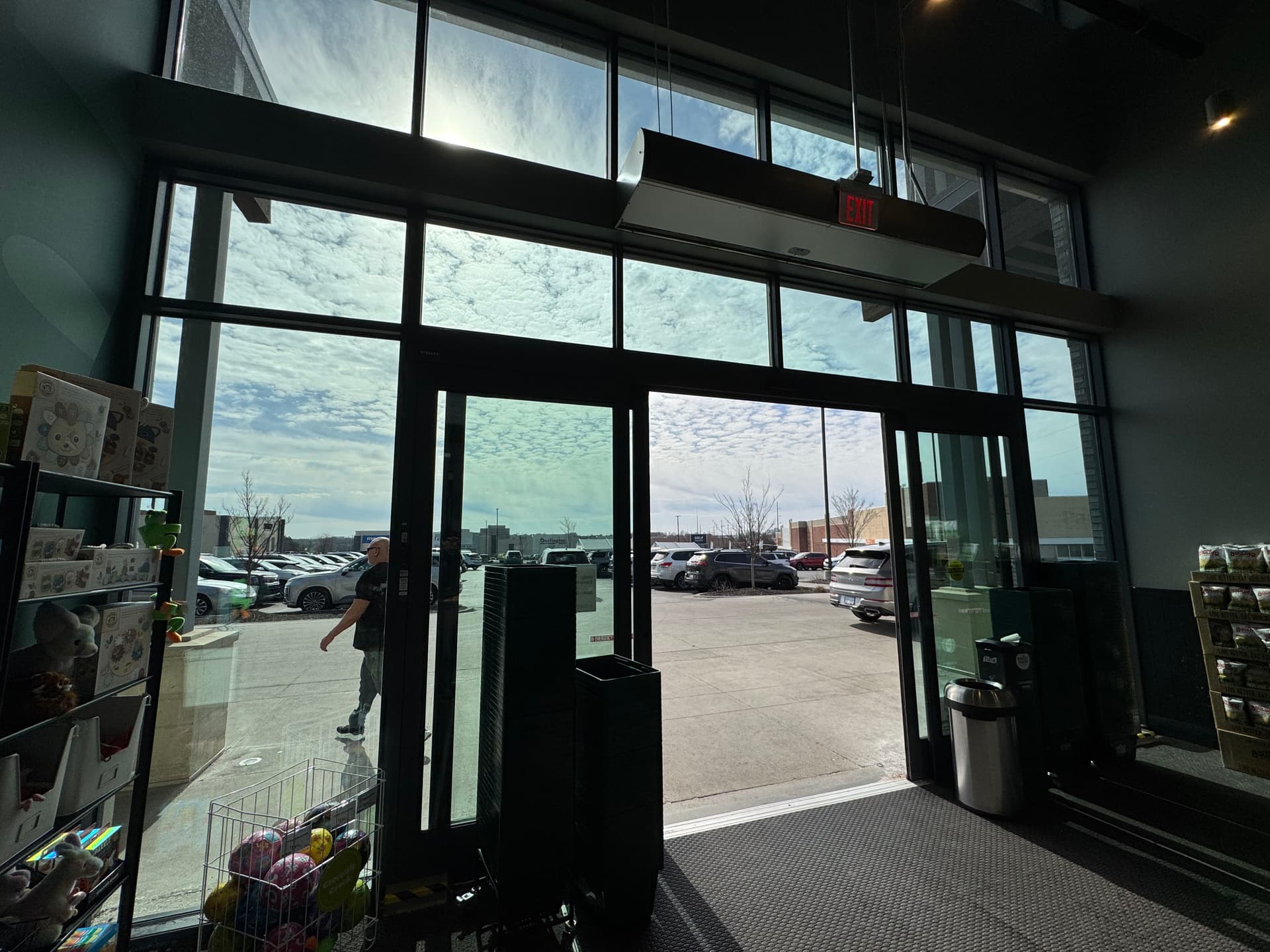 Gallery photos for Stunning Storefront Views in Overland Park: Image #1