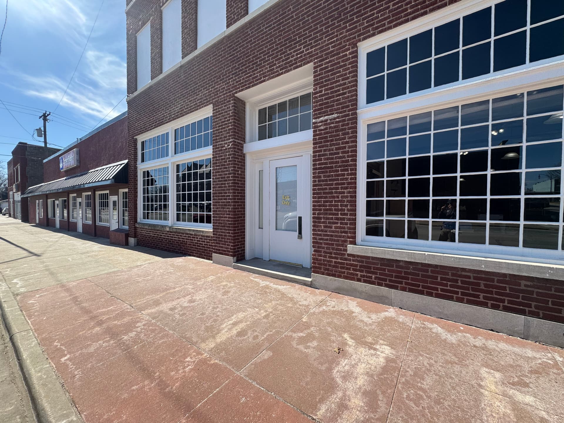 Gallery photos for Sparkling Windows for Crown Realty: Image #1