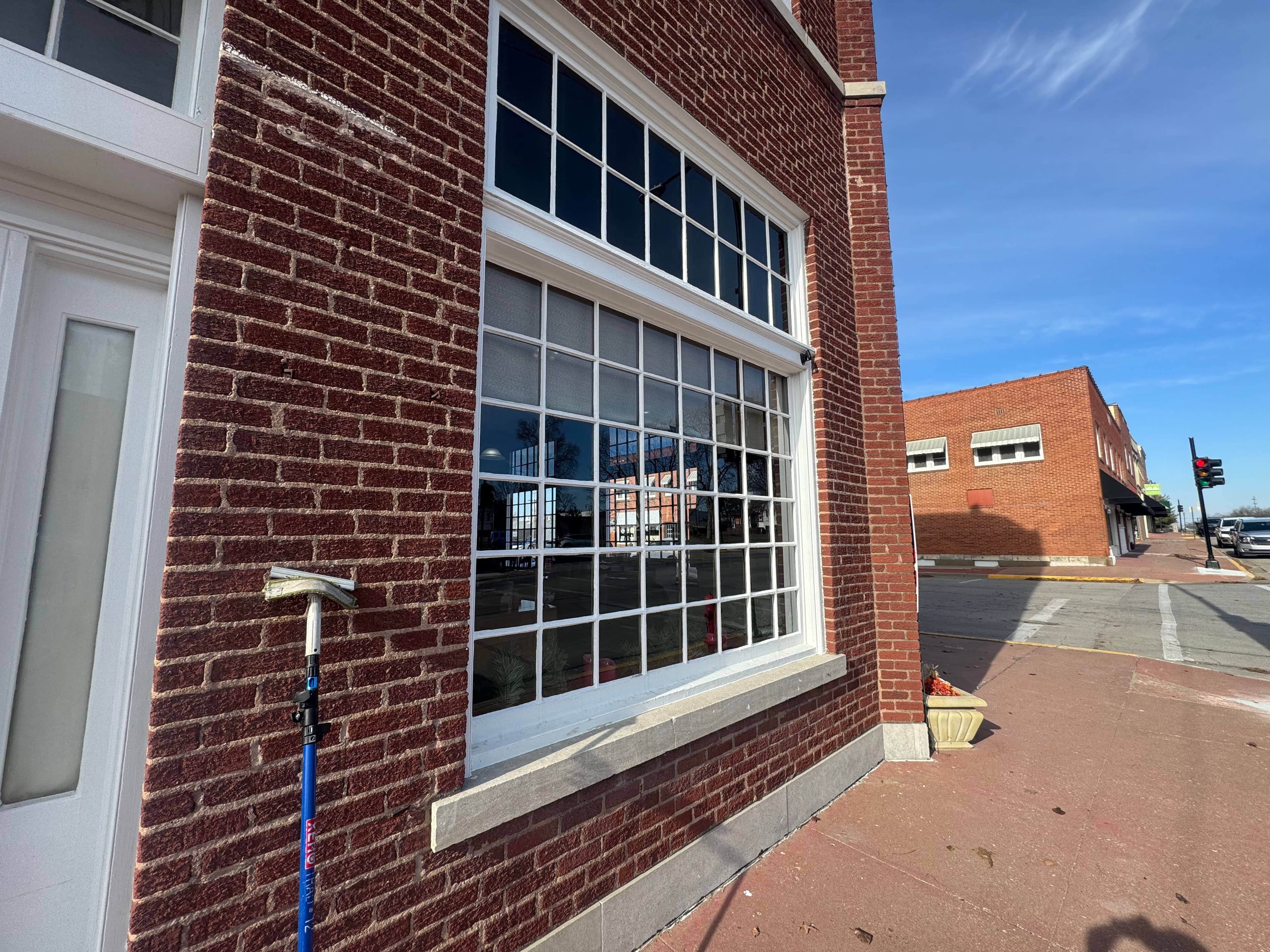 Sparkling Window Cleaning in Paola