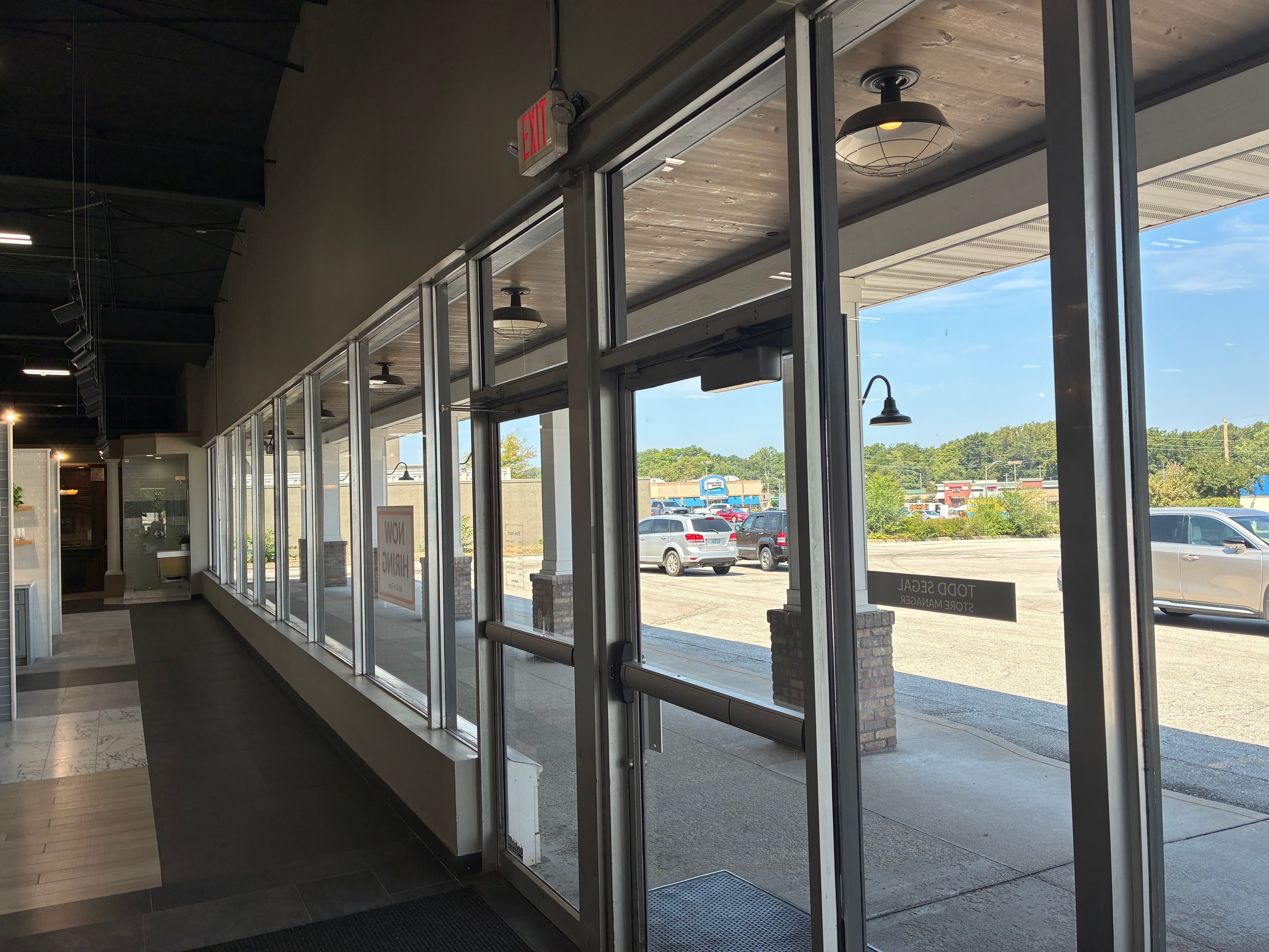 Project Clean Commercial Windows Make a Better First Impression image