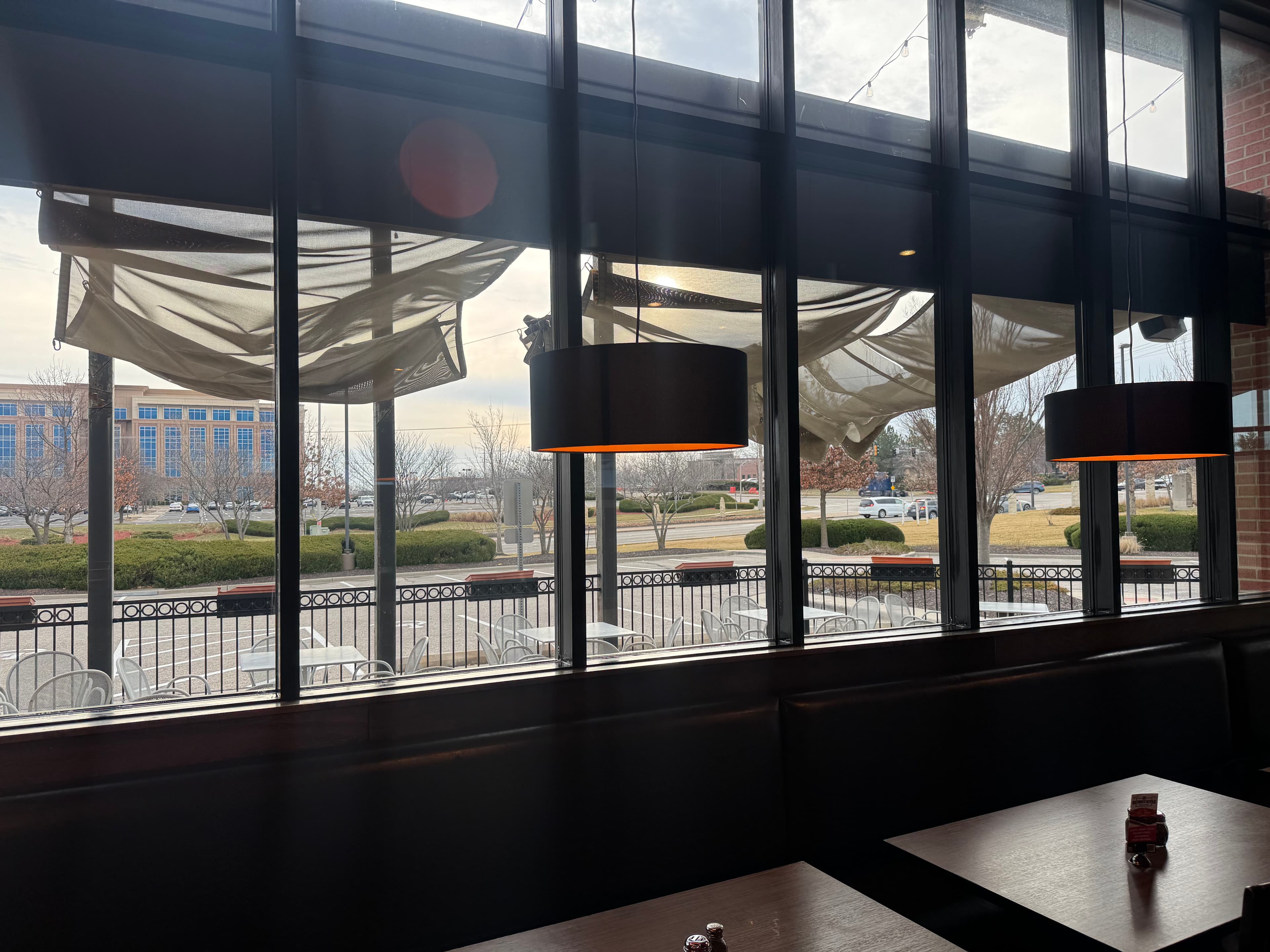 Project Crystal Clear Window Transformation at a Johnson County Restaurant image