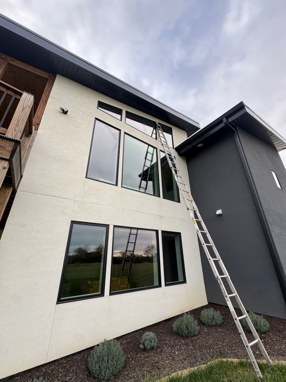 Gallery photos for Brightening Up Homes in Paola KS: Image #1