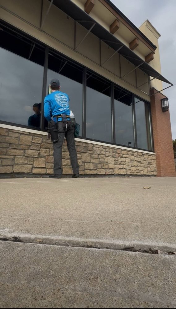 Commercial Window Cleaning in Overland Park — photo 4