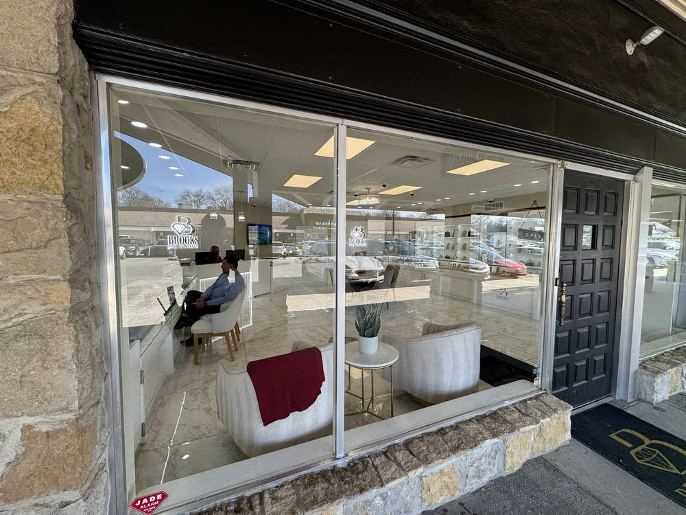 Sparkling Clean Windows at Brooks — photo 2