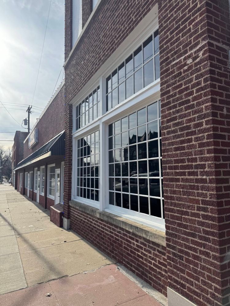 Sparkling Window Cleaning in Paola — photo 2