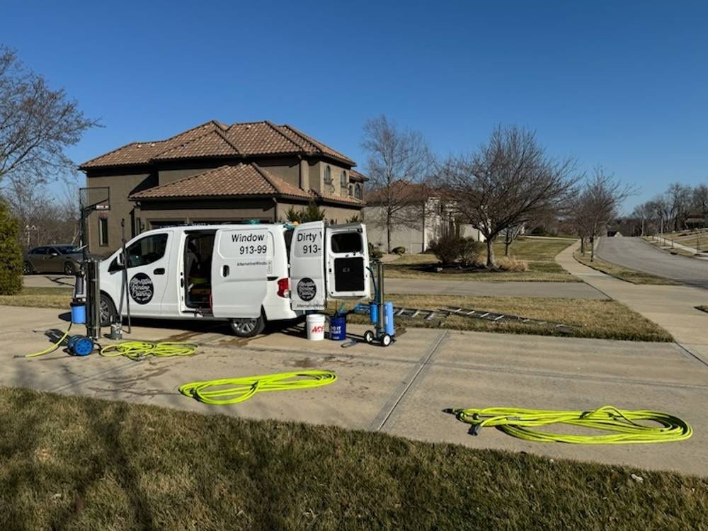 Window Cleaning at an Olathe Residence — photo 2