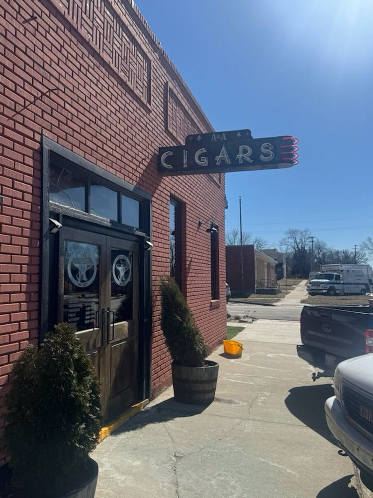 Window Cleaning for A&A Cigars — window cleaning near Prairie Village, KS by Alternative Window Cleaning